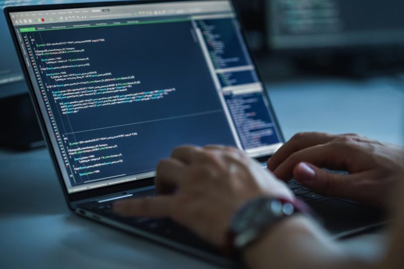 徐水县软件定制开发:PHP与Node.js,后端解决方案的优势博弈